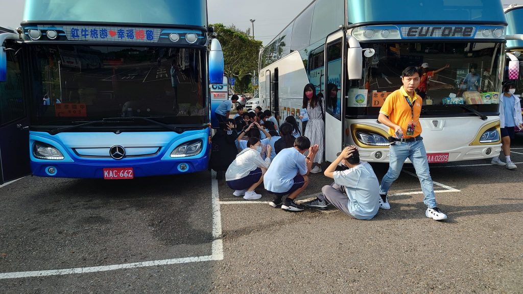 九年級畢業旅行代表照片