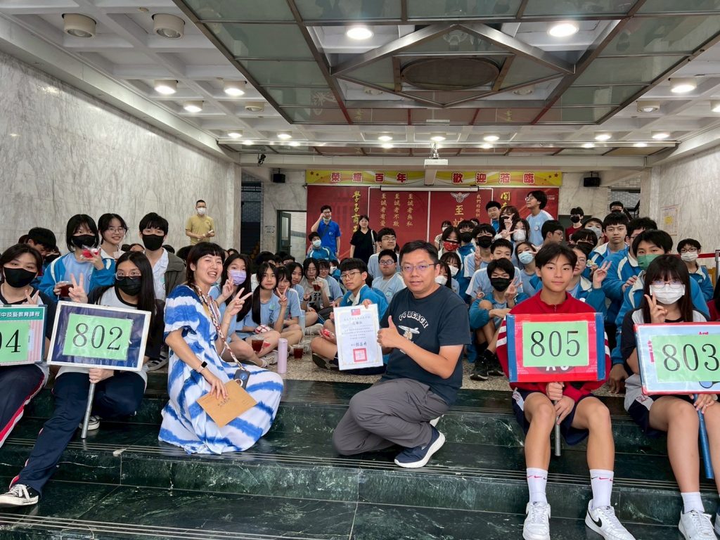 1140515八年級開南中學參訪代表照片